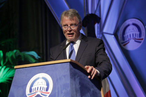 Alessandro Legrottaglie, representante residente del Banco Mundial en República Dominicana, destacó los avances que ha tenido el país en materia de protección social y el impacto del programa Progresando con Solidaridad (Prosoli) en la reducción de la pobreza extrema y moderada.